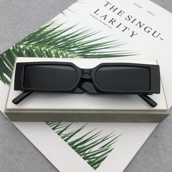 Fashion Sunglasses for Women and Men - Picture 2 of 5